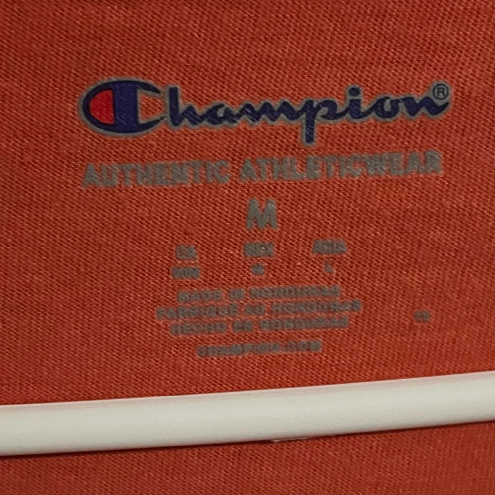 Champion shirt - Picture 2 of 2
